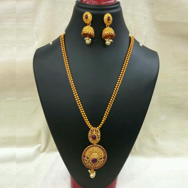 Utkrishtt Gold Plated Maroon Pota Stone Copper Necklace Set - 1111801B