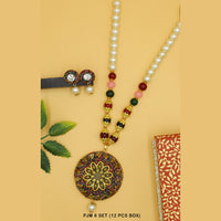 Mahavir Kundan Stone Necklace Set