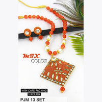 Mahavir Kundan Stone Necklace Set