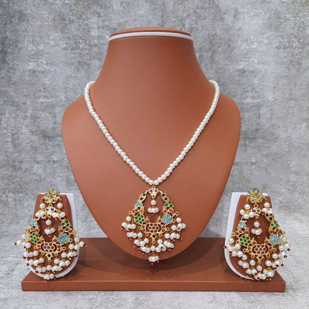 Shagna Gold Plated Ad Stone Necklace Set