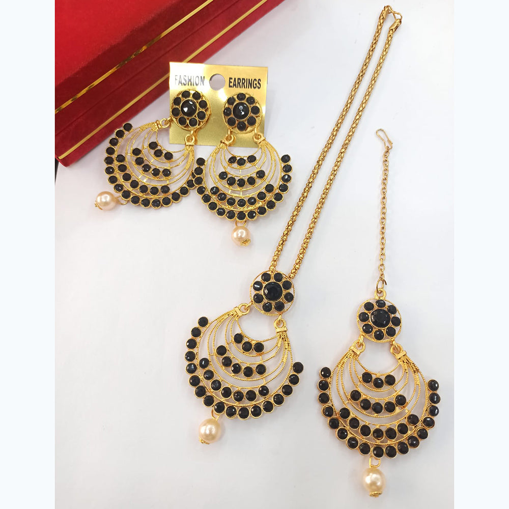 Vaamika Gold Plated Pota Stone & Pearl Necklace Set With Maang Tikka