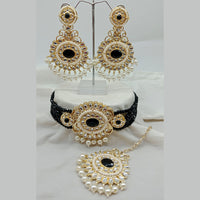Vaamika Gold Plated Kundan Stone & Beads Traditional Choker Necklace Set