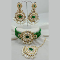 Vaamika Gold Plated Kundan Stone & Beads Traditional Choker Necklace Set